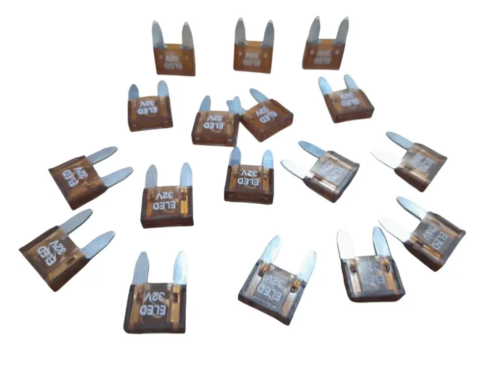 [E500] Fuse 32V 7.5A[Bosch](Bajaj Re4s)(9029)